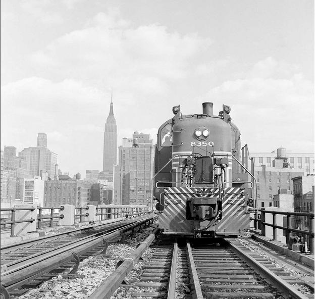 Una locomotiva in movimento sulla High Line. Credits: 